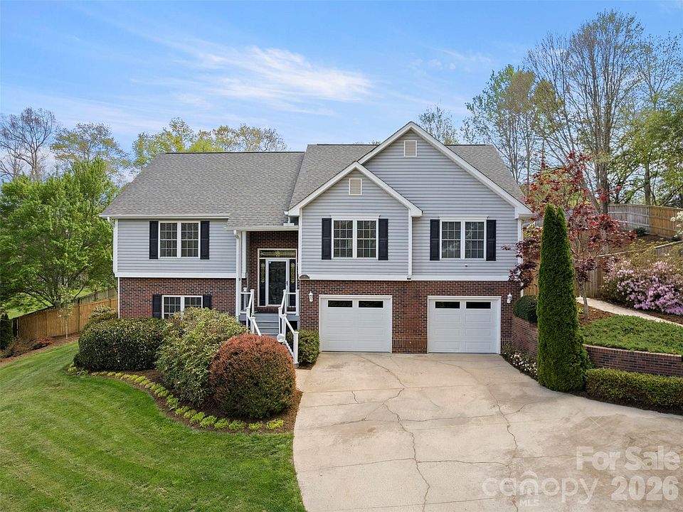 1st image of 36 Ashley Woods Dr