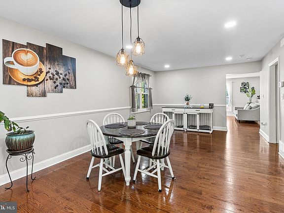 5th image of 11 Wellington West Dr