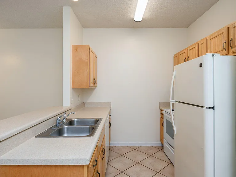 422 Bear Rd NW #B — Photo 8