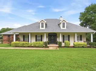 5931 Otter Point Rd, Pensacola, FL 32504