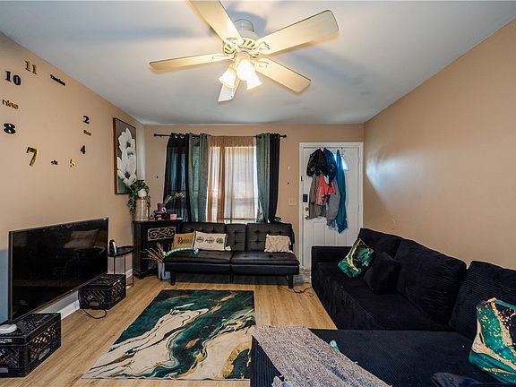 3rd image of 4141 Redonda Ln