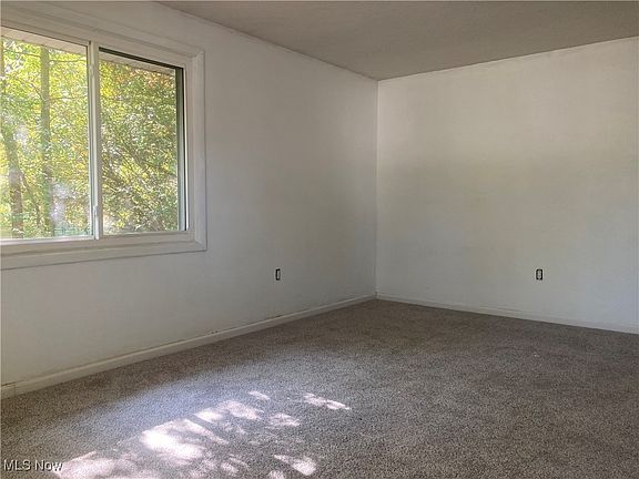 3rd image of 259 Partridge St
