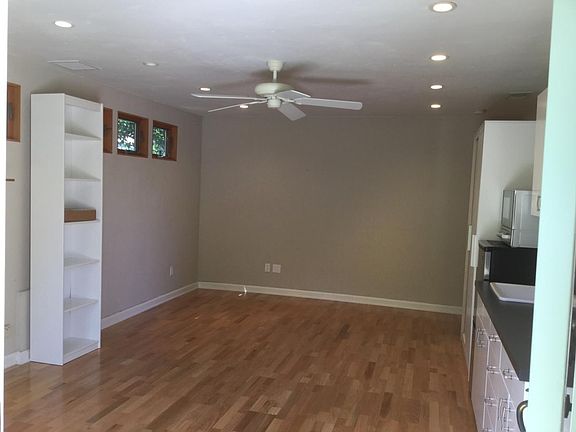5th image of 22021 Lopez St