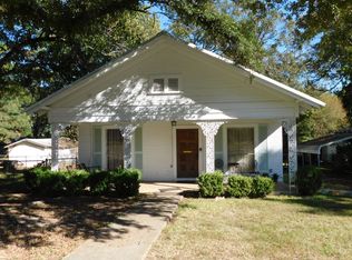 201 4th St NW, Springhill, LA 71075