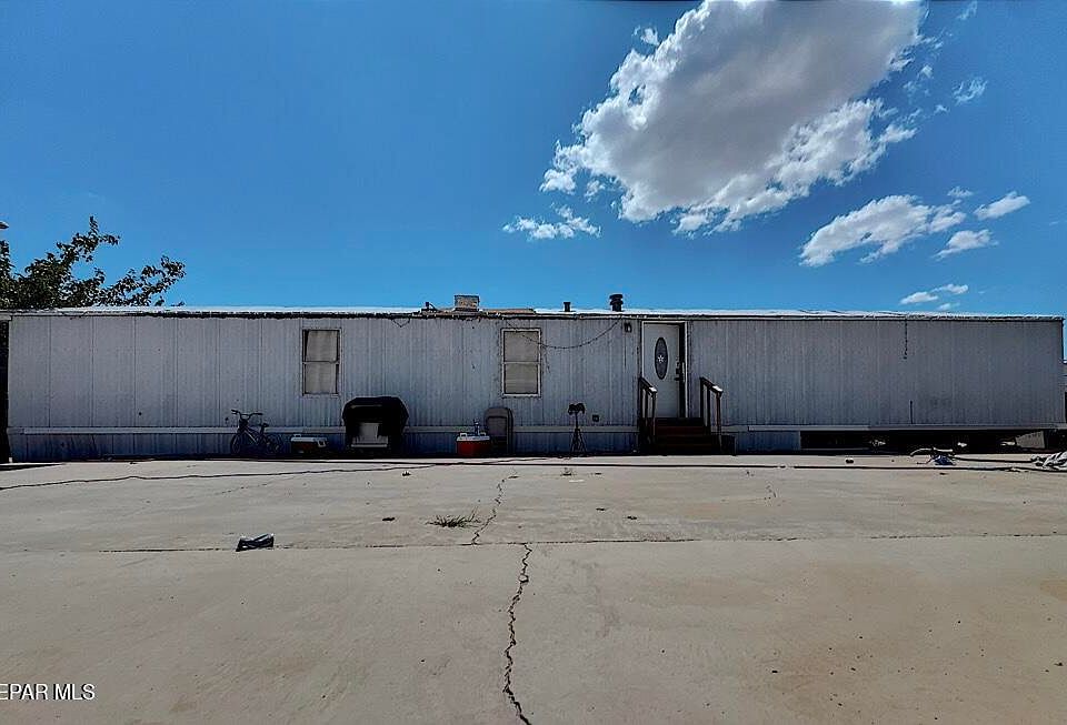 1st image of 14501 Hendrik Dr