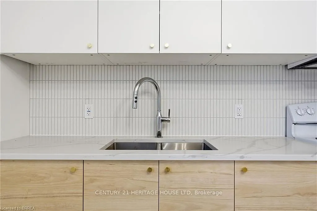 2 bed, $1,999 — Photo 2