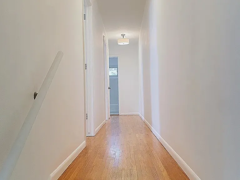 3044 Buchanan St NE — Photo 8