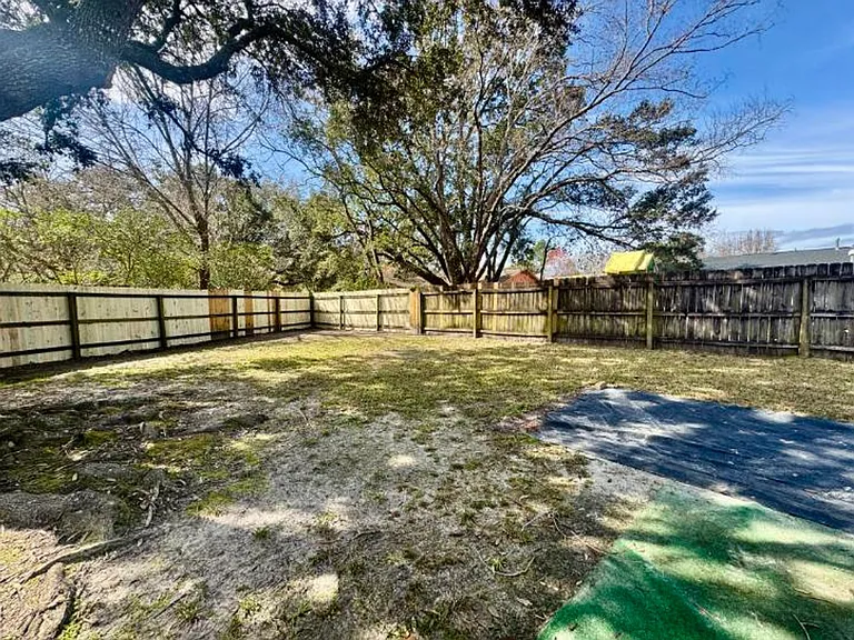 1315 Sussex Dr — Photo 22