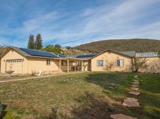 6861 Harding Rd, Valley Springs, CA 95252