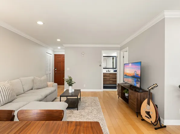1154 S Barrington Ave, Los Angeles, CA