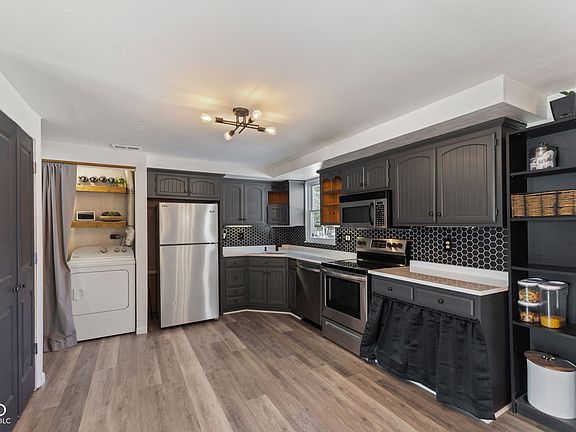 5th image of 9326 Shenandoah Ct