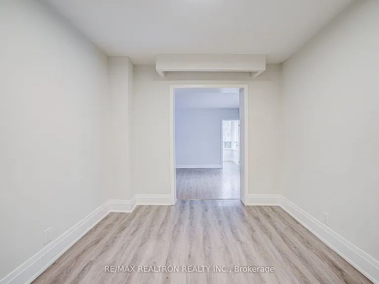 95 Roseview Ave — Photo 13