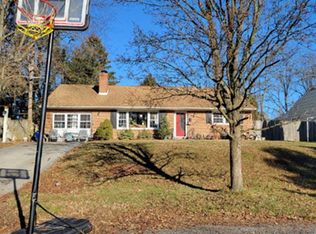 415 Beech Ave, Woodbury Heights, NJ 08097