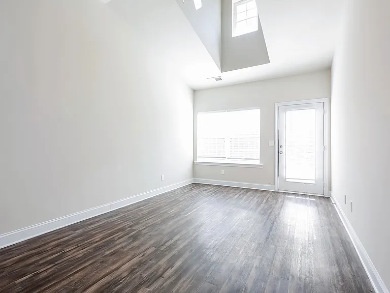 183 Riley Cir — Photo 9