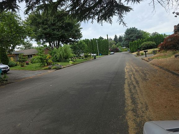 4th image of 14409 SE 15th St