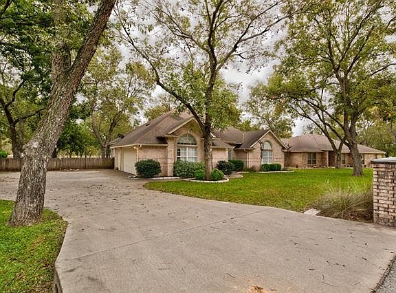 2nd image of 9013 Green Leaves Dr