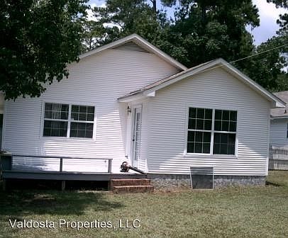 3rd image of 2905 Fawnwood Cir