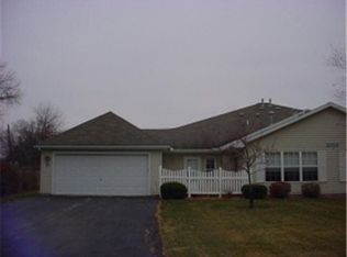 2102 Oak Tree Ln NW, Austin, MN 55912