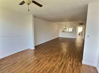 9557 N Belfort Cir #210, Tamarac, FL 33321