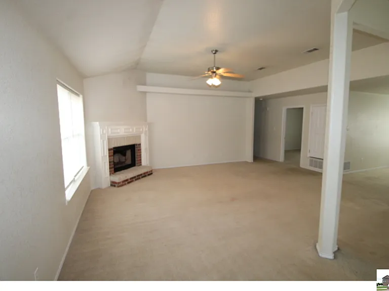 1906 Flagstaff Dr — Photo 21