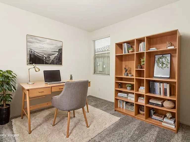 13146 N Grayson Dr — Photo 12