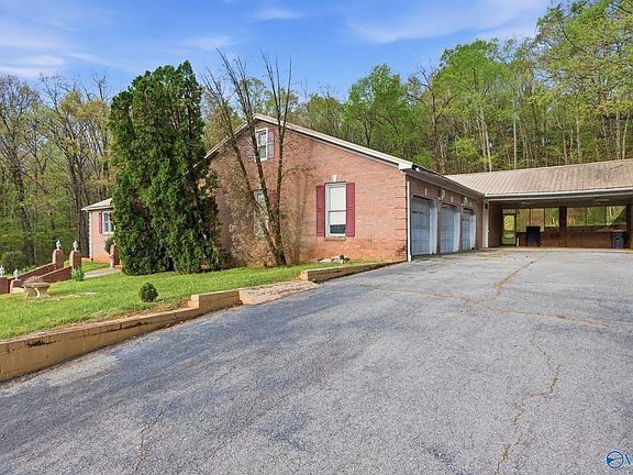 2nd image of 234 N Greenway Dr