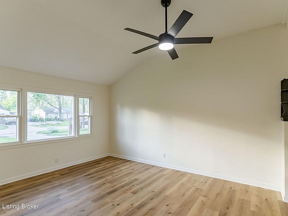 4th image of 14003 Darwin Blvd