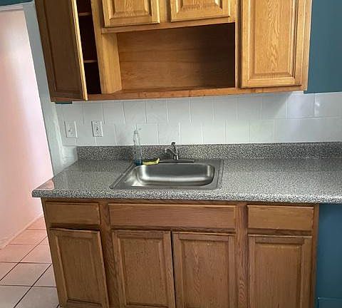 3rd image of 41 Currans Ln #3L