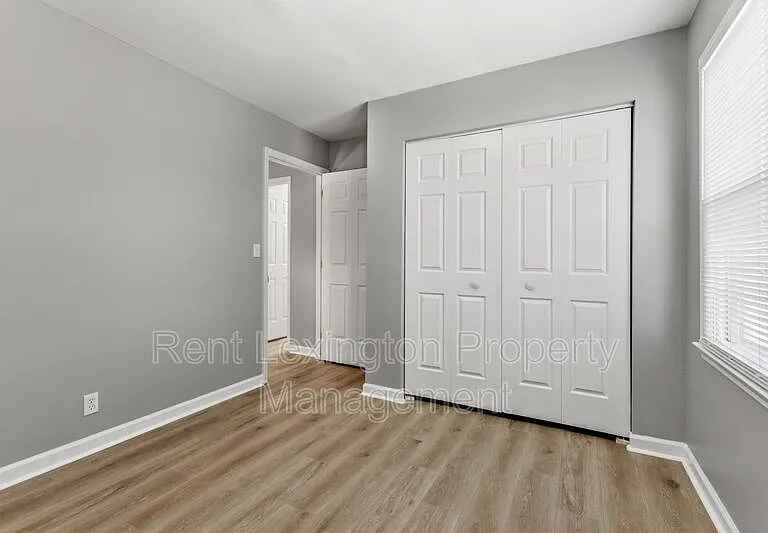4589 Fieldmoor Dr — Photo 25