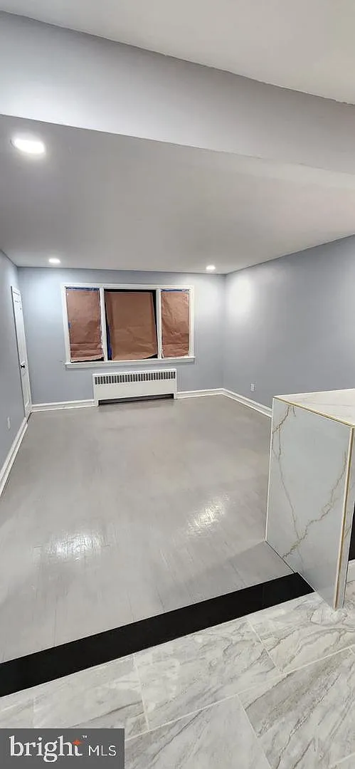 1 bed, 1.0 bath, 1700 sqft, $1,250 — Photo 3