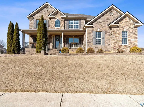 108 Barons Ct, Madison, AL 35757