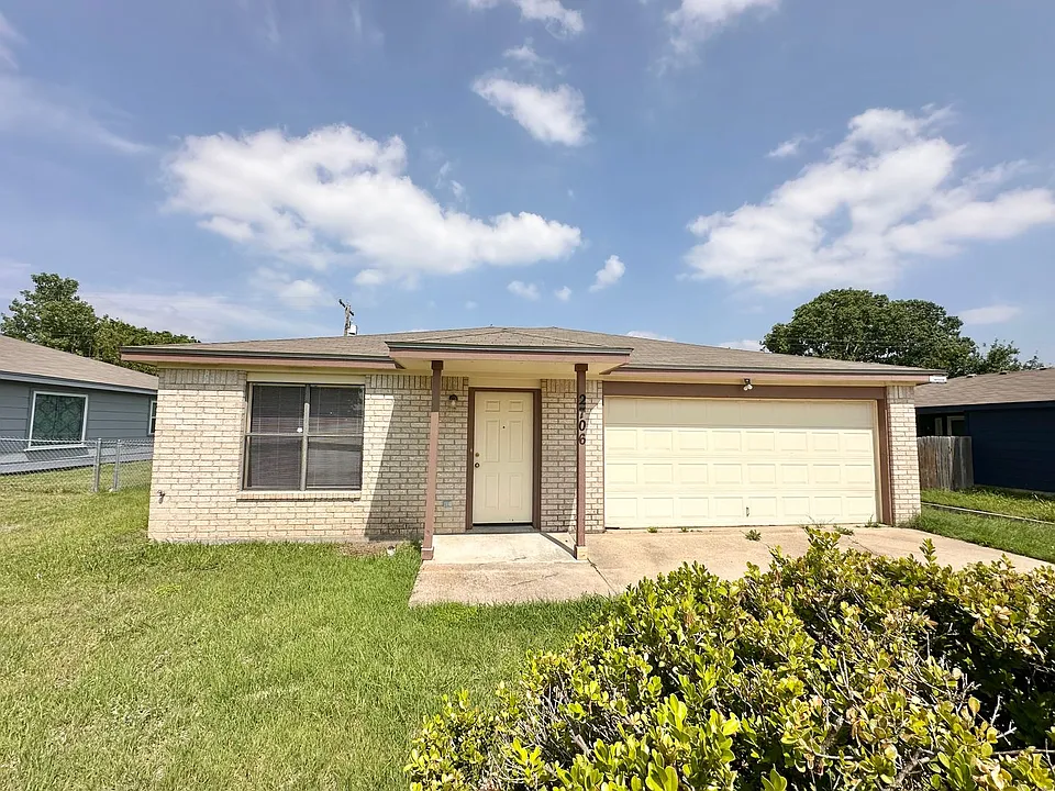 2706 Boyd Ave