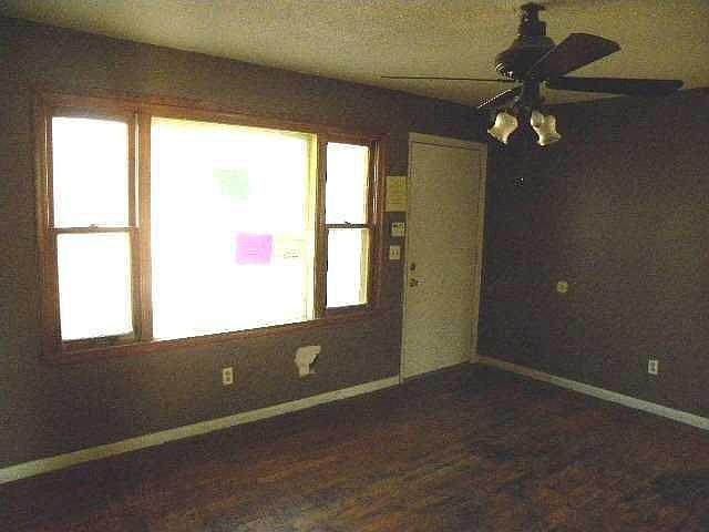2nd image of 1370 N 1st St