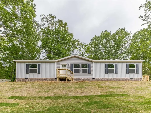 3589 Sequoia Rd, Gainesville, GA 30506