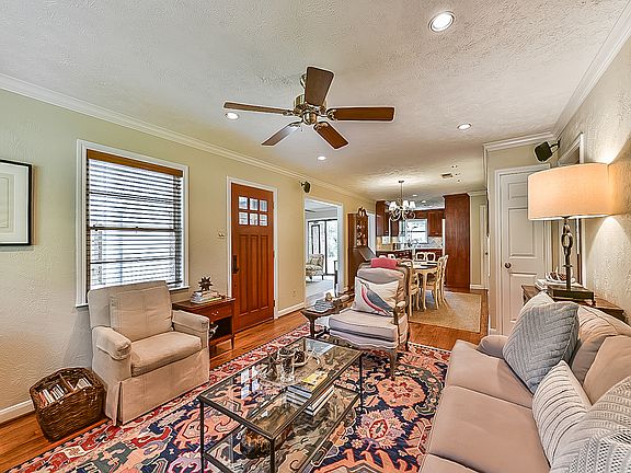 2nd image of 1702 Parana Dr