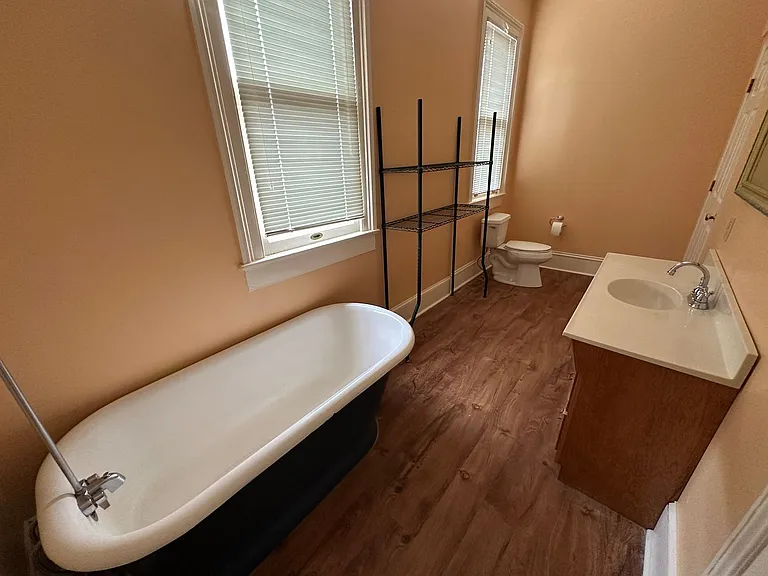 743 Orange St #4 — Photo 7