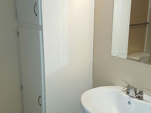 4th image of 3811 Sandhurst Dr APT 306