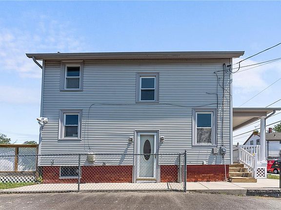 5th image of 168 Wilmarth Ave
