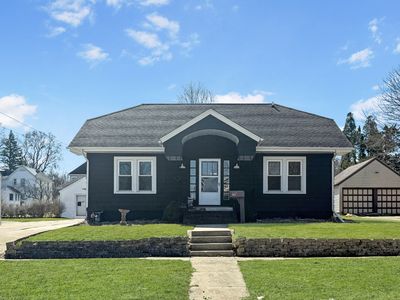327 W Garfield St, Freeport, IL, 61032