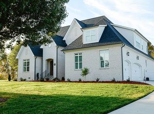 511 Mashie Dr, Summerfield, NC 27358