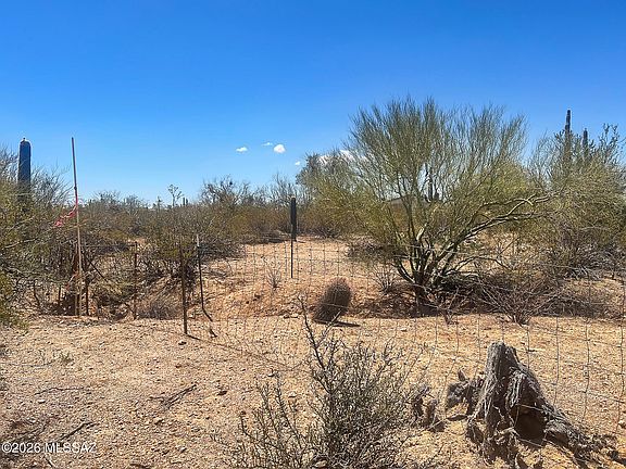 5th image of 2494 N Camino Avra