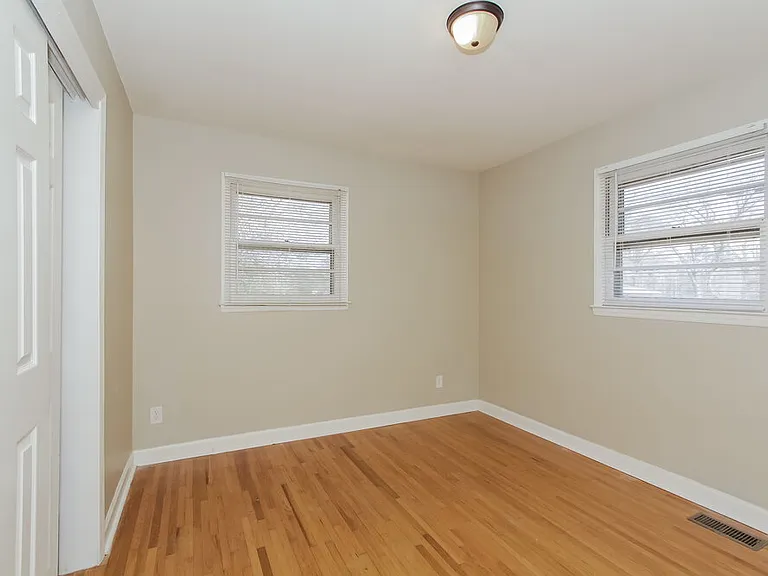 3304 Sunset Rd — Photo 11