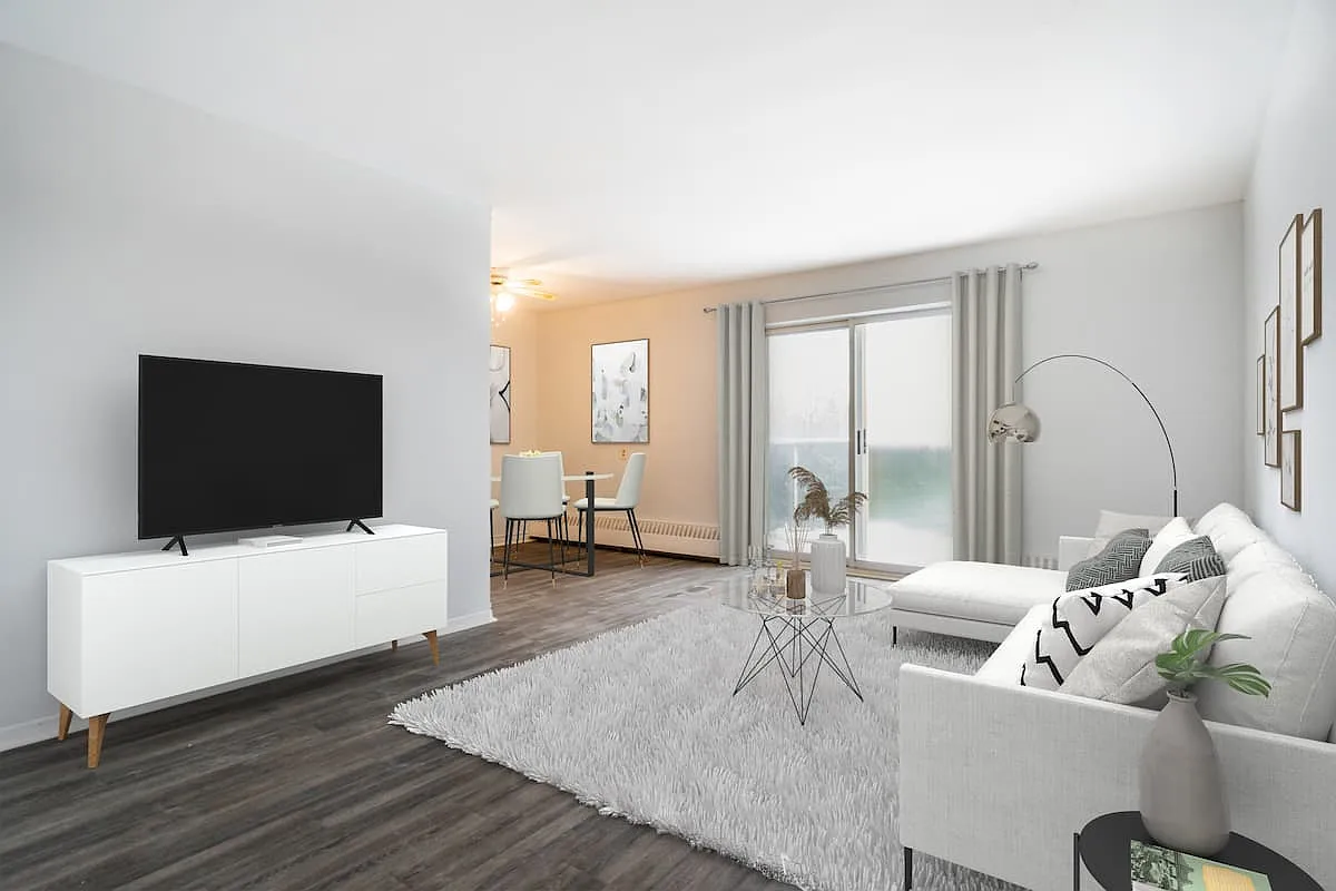 1123 Royal York Road Apartments — Photo 1