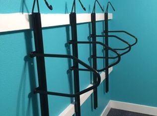 Lower 2bed/1bath in Alberta Arts! Off street parking, dw, hardwoods, all dogs welcome!, Portland, OR 97211