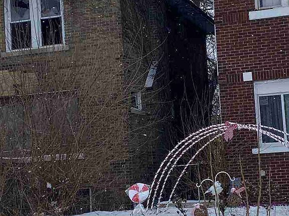 4940 Ivanhoe