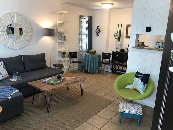 2nd image of 57 Carrera St #3
