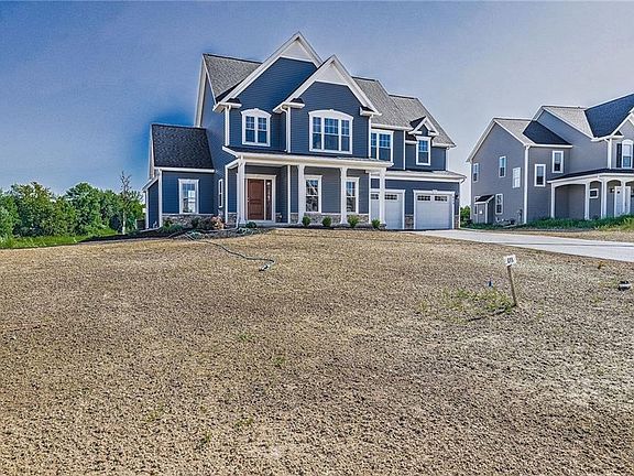 4th image of 608 Autumn Breeze Ln