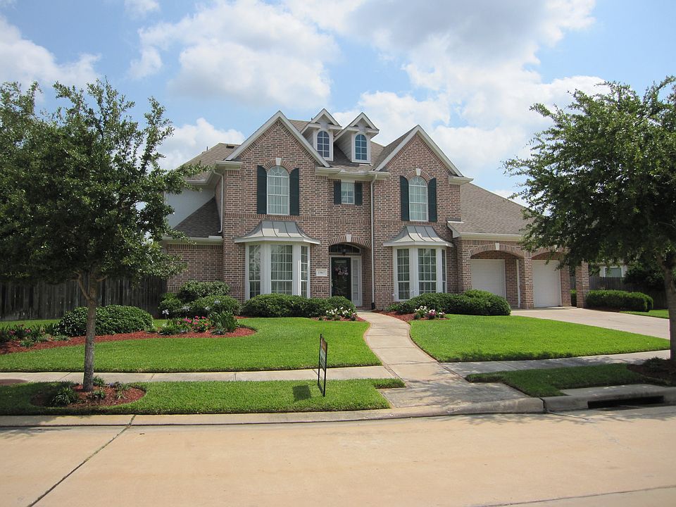 1st image of 15807 Crooked Lake Way S