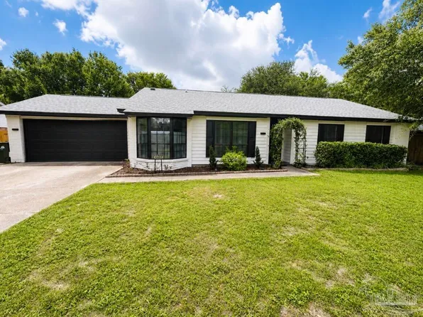 4460 Whisper Dr, Pensacola, FL 32504