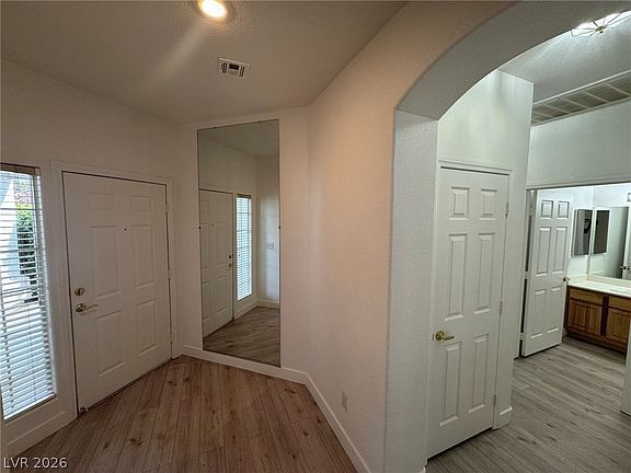 5th image of 8772 Bridgeport Bay Ave